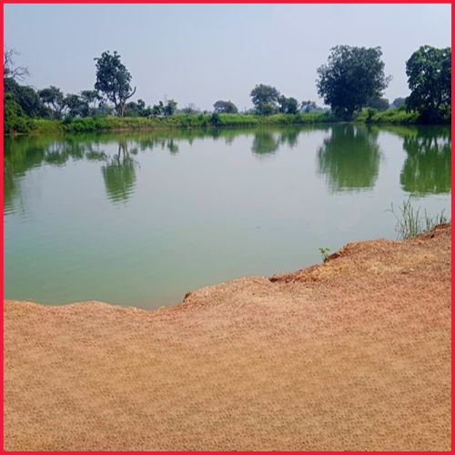 Ambuja Cements Bhatapara Deepens Community Ponds to Secure Rural Water Security-thumnail