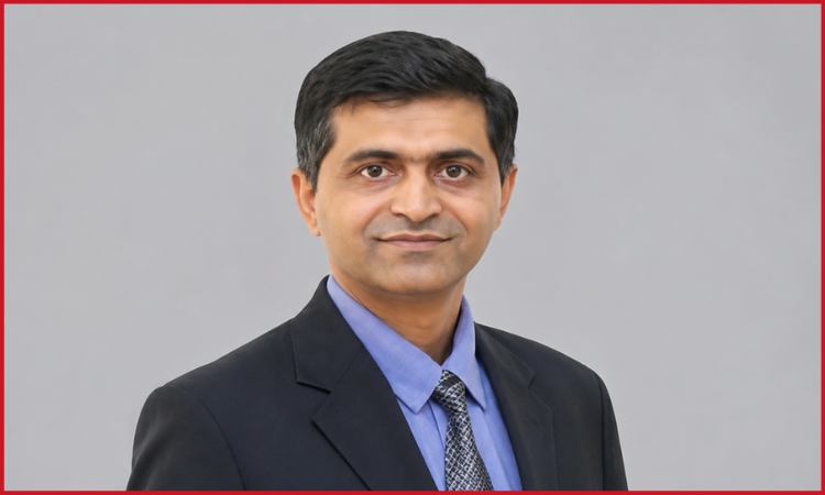 Dr. Vipan Dhall